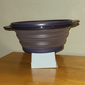 Tupperware 5453A-8 Flat out collapsible bowl